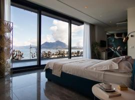 Gigi Suites&Apartments, hotel di Stresa