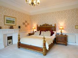 The Townhouse Ayr - Luxury B&B - adults only, hotel u gradu 'Ayr'