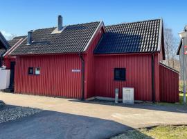 Amazing Home In Ängelholm With Kitchen, hotel v mestu Ängelholm