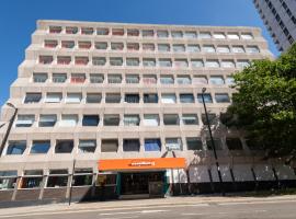 easyHotel Croydon, хотел в Кройдън