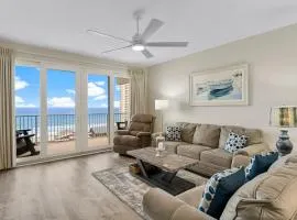 Laketown Wharf #1024 by Nautical Properties