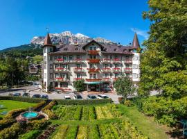 Franceschi Park Hotel, hotel din Cortina dʼAmpezzo