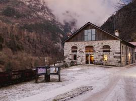 Ostello IMPERINA, hostel in Zenich