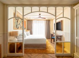 Only YOU Hotel Sevilla, hotel de luxo em Sevilha