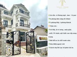 VILLA ROMANCE Lữ Gia, hótel í Da Lat