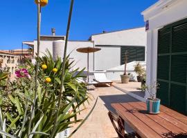 GMHouse Minorca GMH – hotel w mieście Cala'n Bosch