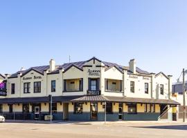 The Albion Hotel, hotel perto de Aeroporto de Newcastle - Williamtown - NTL, Wickham