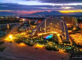 Brena Apart-Resort Cam Ranh with Ocean view-Private beach, hotel din Cam Ranh