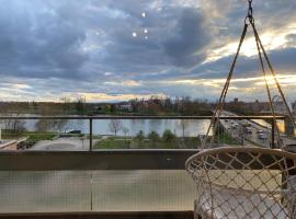 Ferienwohnung Rheinblick, hotell i Kehl am Rhein