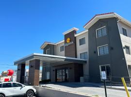 La Quinta Inn by Wyndham Albuquerque Airport, viešbutis , netoliese – Albukerkės tarptautinis Sunport oro uostas - ABQ