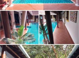 Calangute Candolim Beach Bay villas and Apartments: Baga şehrinde bir villa