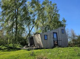 Tiny house De Ljip, hotell i Westergeest