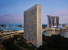 The Ritz-Carlton, Millenia Singapore, хотел в района на Марина Бей, Сингапур