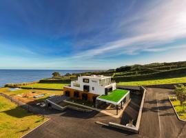 Xhale Azores, hotel sa Angra do Heroísmo