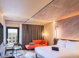 Novotel Lisboa, hotel con alberca en Lisboa