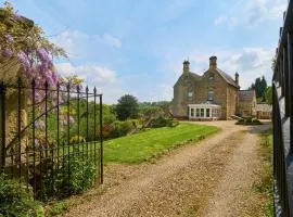 Luxury Big House Berkeley House near Bath