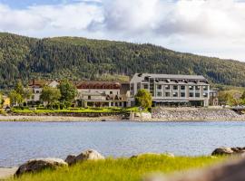 Fru Haugans Hotel: Mosjøen şehrinde bir otel