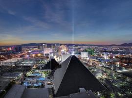 Luxor Hotel & Casino by Suiteness, hotel perto de Aeroporto Internacinal de McCarran - LAS, Las Vegas