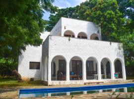 Shoreline Serenity in Malindi, hôtel à Malindi