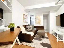 For Rent in Chelsea Your Ideal Space Awaits l Cardi l, hotel sa New York