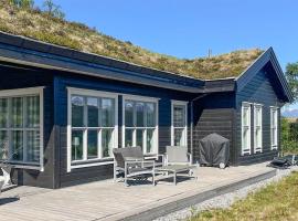 Awesome Home In Stranda With Wifi, kjæledyrvennlig hotell i Stranda