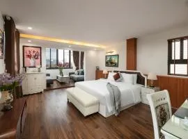 TrangTrang Luxury Hotel