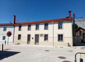 A casa do lajueiro, allotjament vacacional a Arzúa