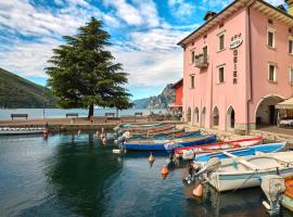 Hotel Geier, hôtel à Nago-Torbole