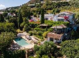 CasaBlu - An Andalusian Boutique Hotel, hotelli Malagassa