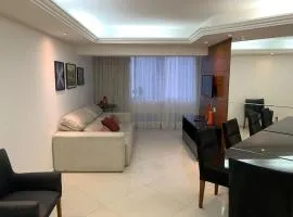 Apartamento Espaçoso e Confortável Ideal para Famílias!