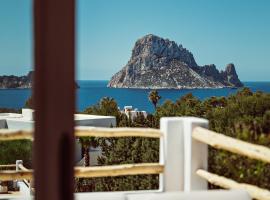 Petunia Ibiza, a Beaumier hotel – hotel w mieście Cala Vadella