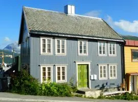 Charming Historic Home Your Ideal Tromsø Getaway