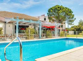 ibis Salon de Provence, hotel u gradu 'Salon-de-Provence'