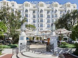 Hôtel Martinez, in The Unbound Collection by Hyatt: Cannes'da bir otel