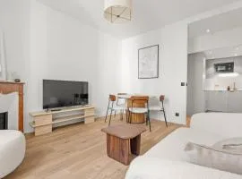 Renovated Apartment Min from Beach and Palais