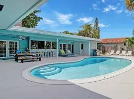 Wonderful 4BR and 3BA Villa Pool Jacuzzi near Beach