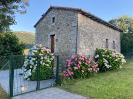 Casa Rural El Salvijo, chalet i Monte