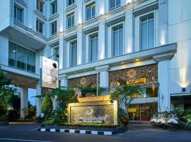 Jambuluwuk Malioboro Hotel Yogyakarta، فندق في يوغياكارتا