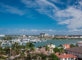 SpringHill Suites by Marriott Clearwater Beach, hotel em Clearwater Beach