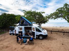 CampCar Maui Jeeps SUVs Hybrid Camper van Rentals with equipment and Travel Advice, hotel in Kahului