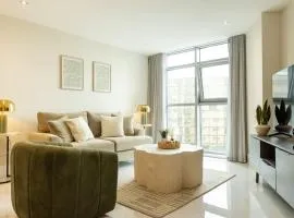 Elegant City Centre Apartment 2 Bedroom With Free Parking