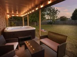 Hill Country Haven - Hot Tub & Game Room