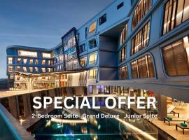 The Oceanic Sportel Phuket - SHA Extra Plus, hotelli Phuket Townissa