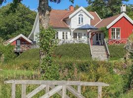 Gorgeous Home In Homborsund With Kitchen, hotell i Jordtveit