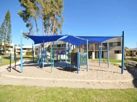 Riverview Holiday Apartment 66 - Kalbarri WA