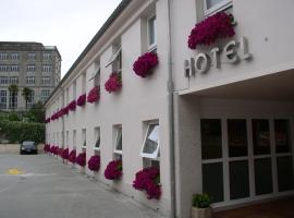 Hotel Parking Miradoiro de Belvís, hotel in Santiago de Compostela