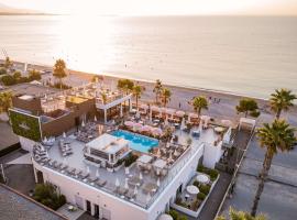 Mercure Villeneuve Loubet Plage, хотел в Вилньов Любе