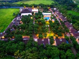 Freesia Resort by Express Inn, hotel em Nashik