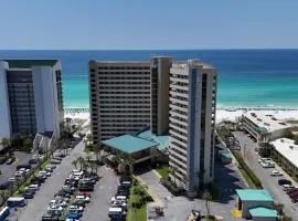 Splash Into Sundestin - Gulf Front - Pool and Restaurant