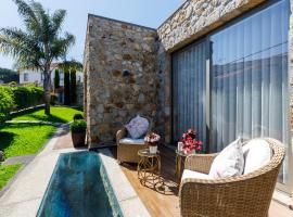 Deluxe Villa Home, Peace & Spa – hotel w mieście Vila do Conde